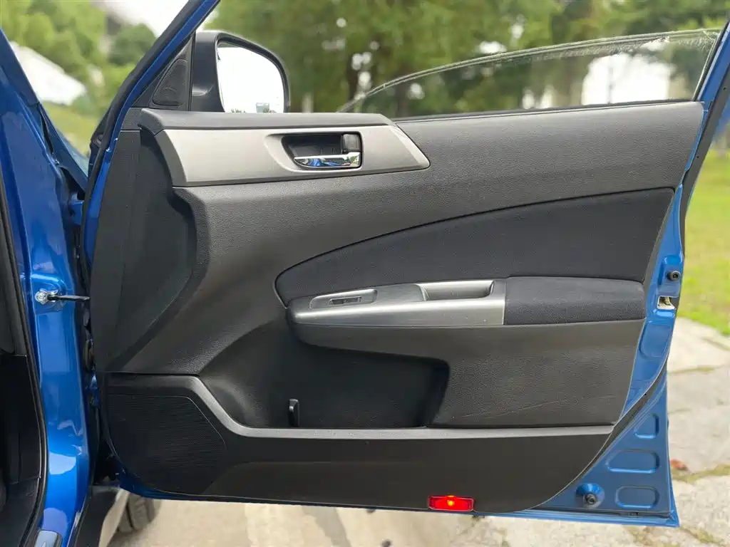 Subaru Forester 2012 — фото 17