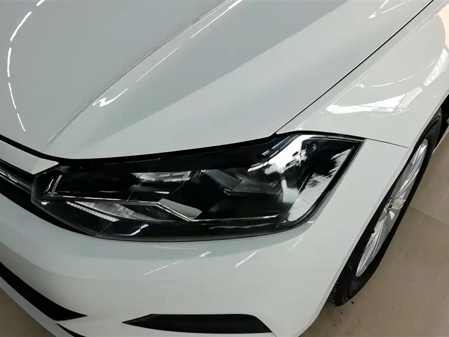 Volkswagen Polo 2021