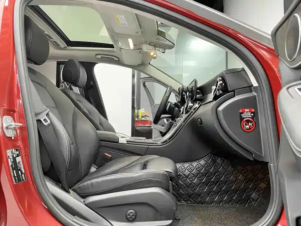 Mercedes-Benz C-Class 2020