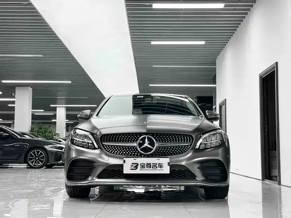 Mercedes-Benz C-Class 2020