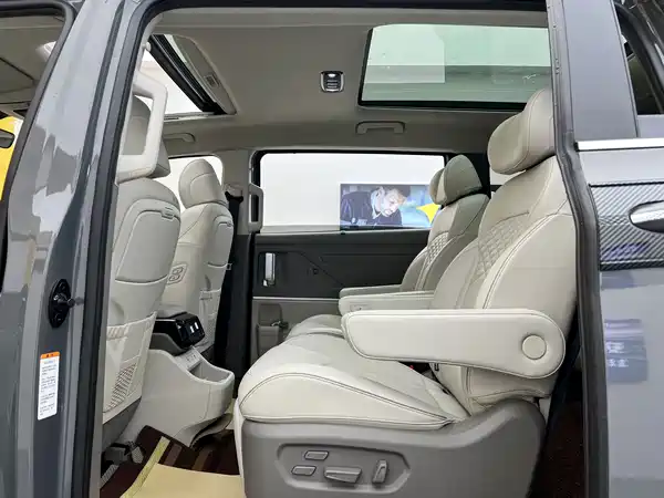Hyundai Custin 2022