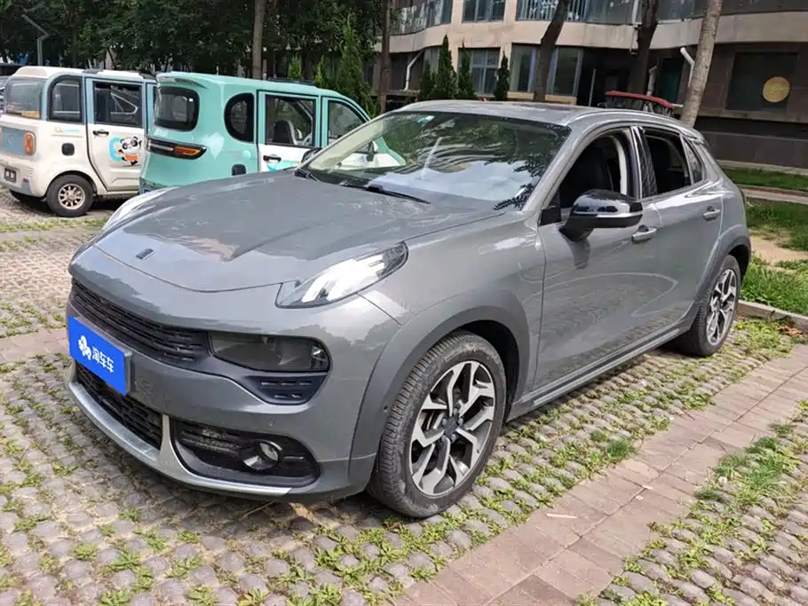 Lynk & Co 02 2020