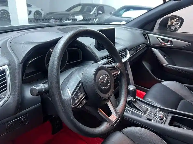 Mazda CX-4 2018