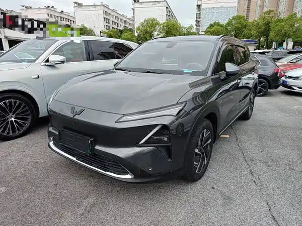 Wuling Starlight S 2024