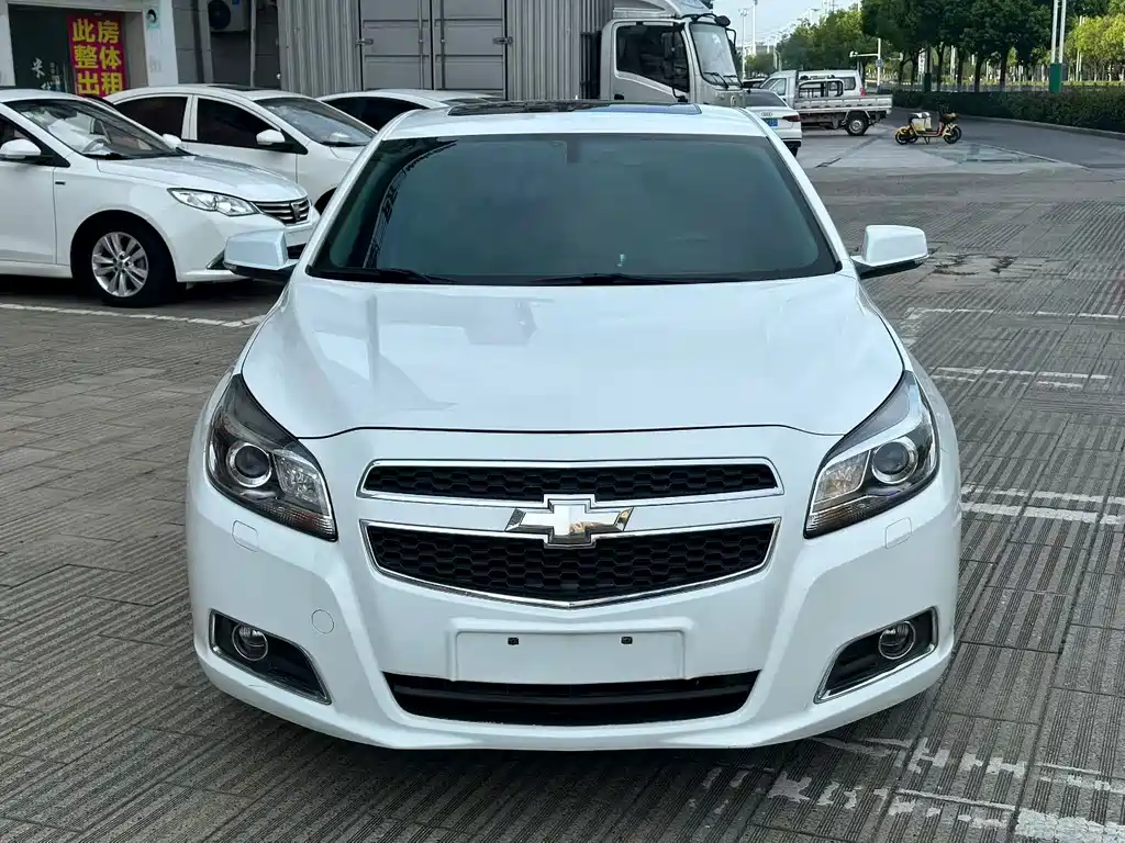 Chevrolet Malibu 2014 — фото 1