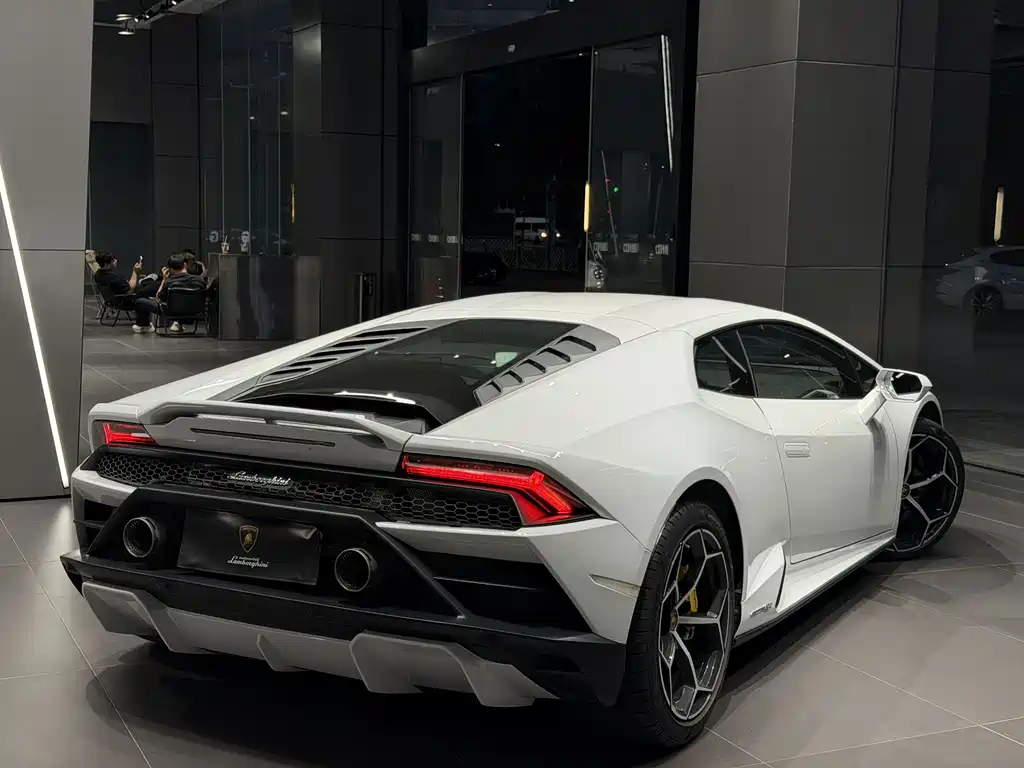 Lamborghini Huracan 2021 — фото 9