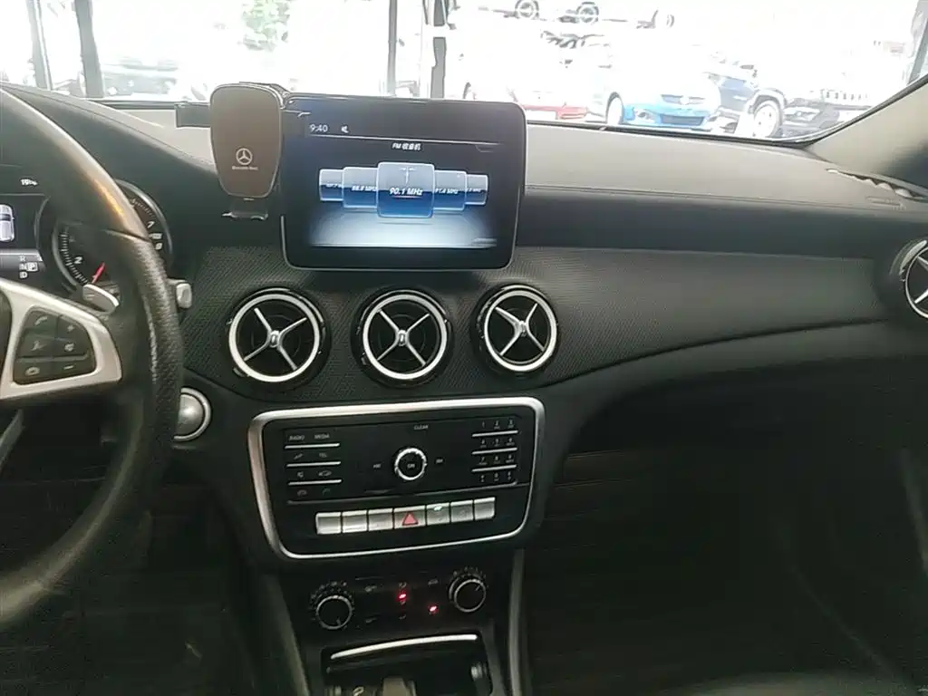 Mercedes-Benz GLA 2019 — фото 13