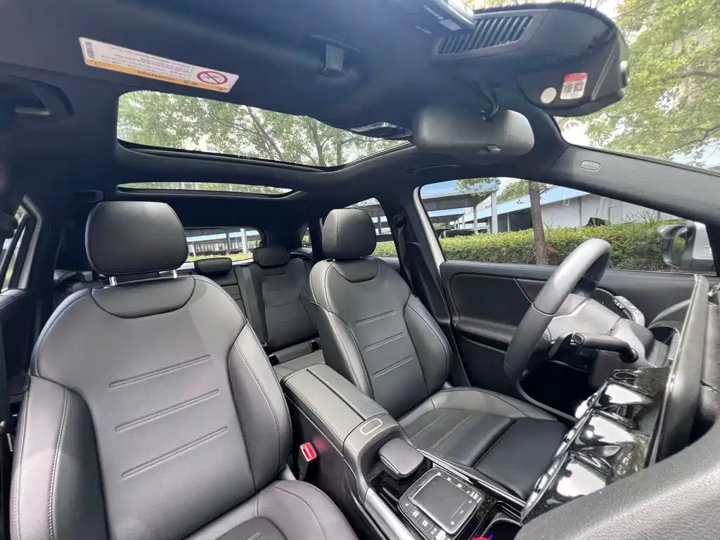 Mercedes-Benz GLA 2023