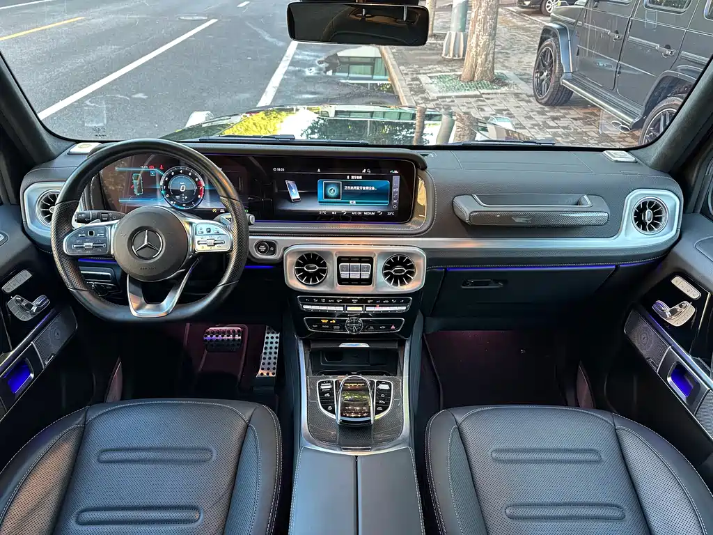 Mercedes-Benz G-Class 2023 — фото 14