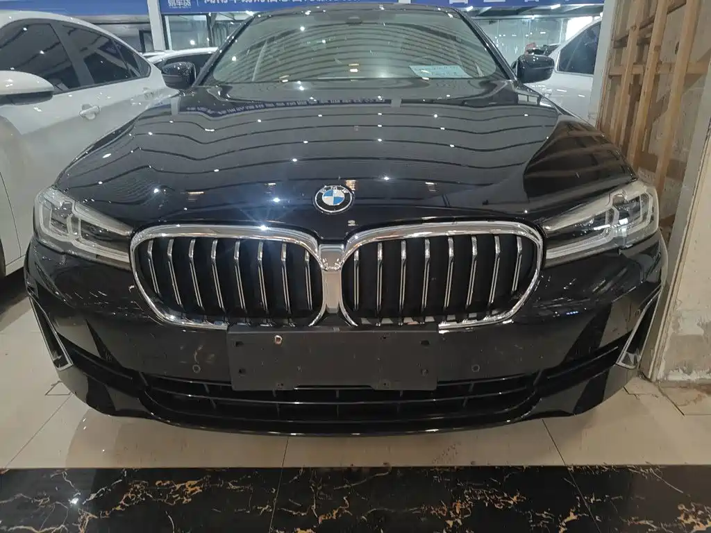 BMW 5 Series 2021
