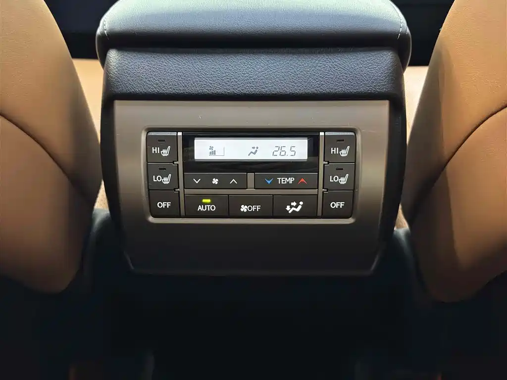 Lexus GX 2016 — фото 10