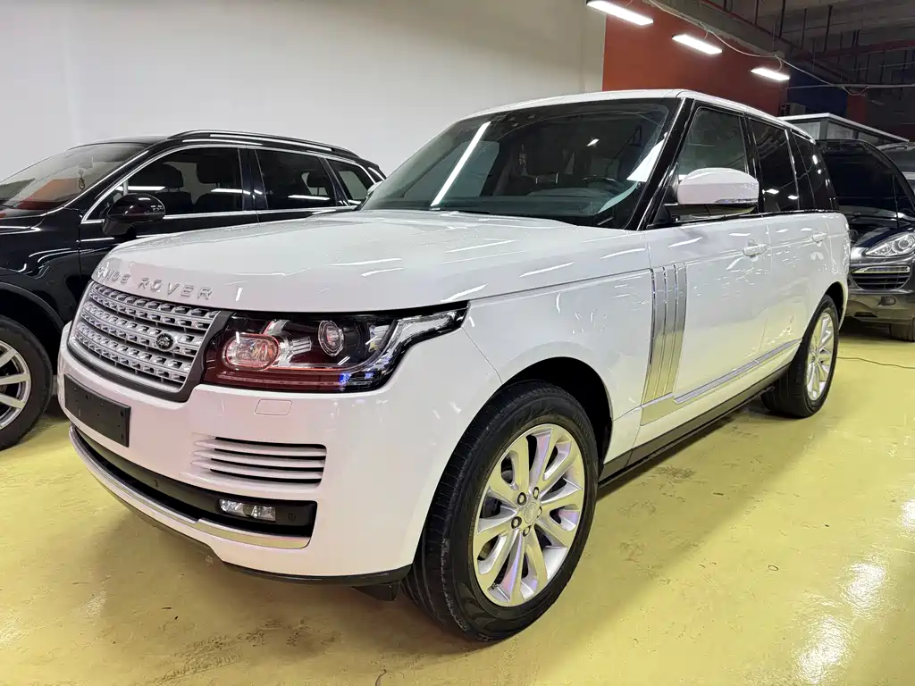 Land Rover Range Rover 2018 — фото 1