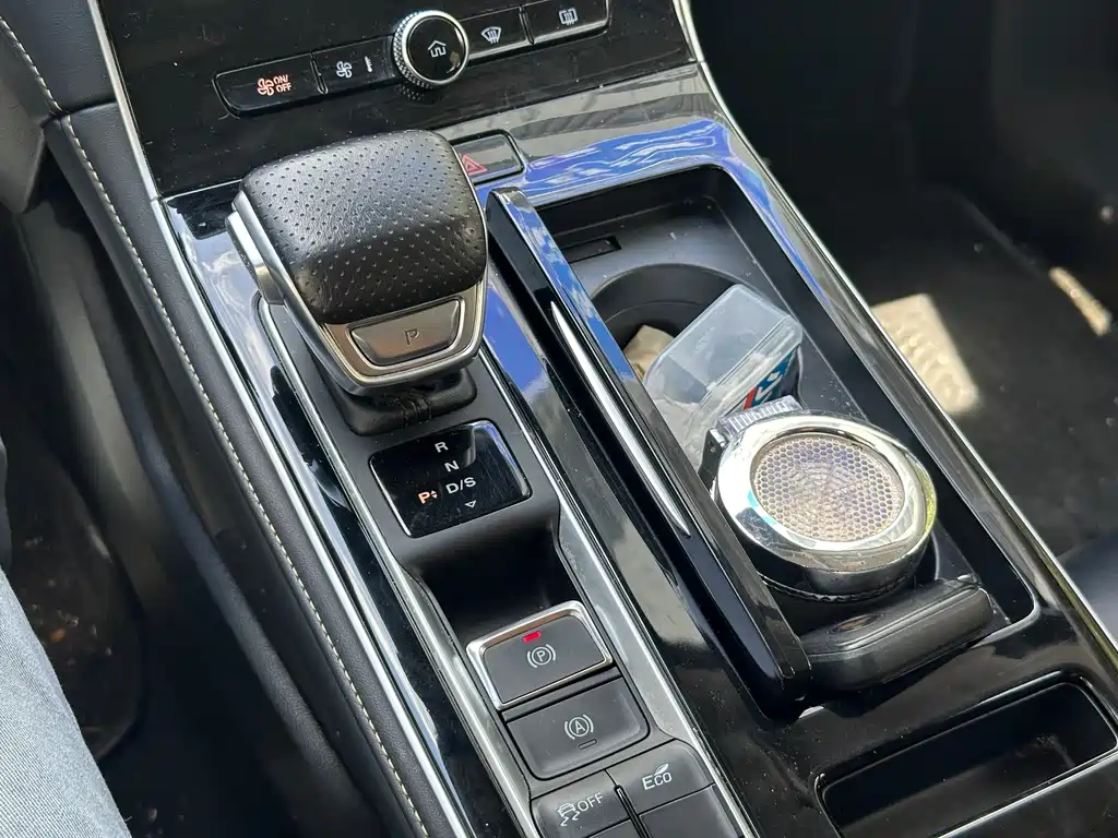 Roewe i6 MAX 2021 — фото 12