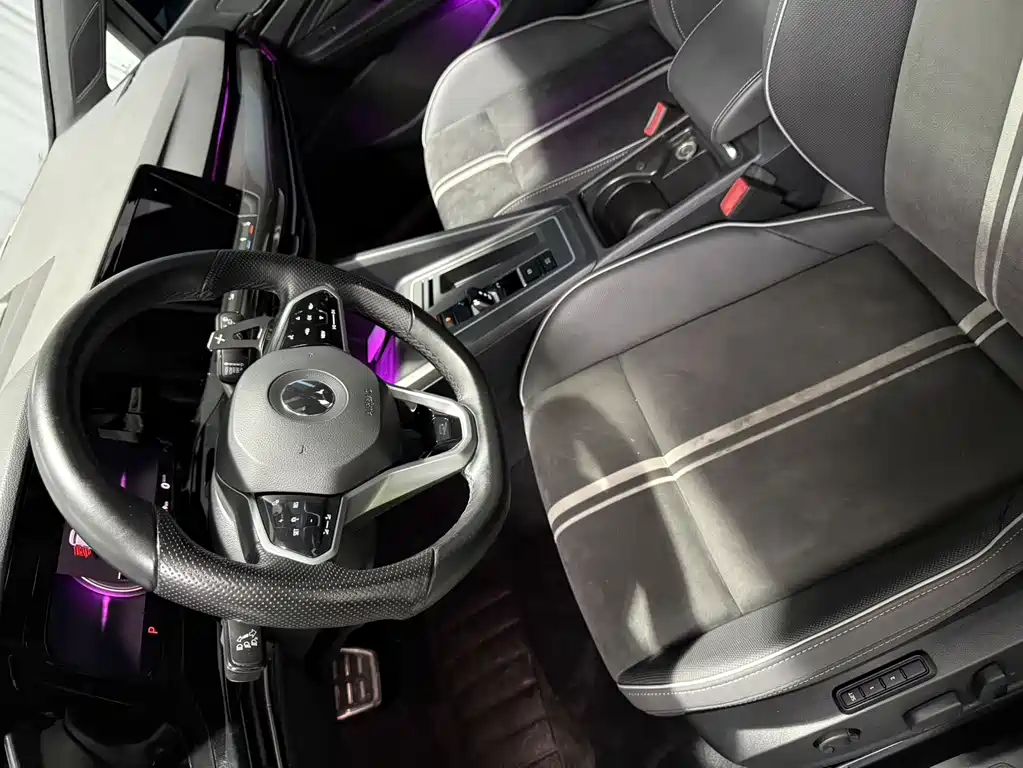 Volkswagen Golf 2022
