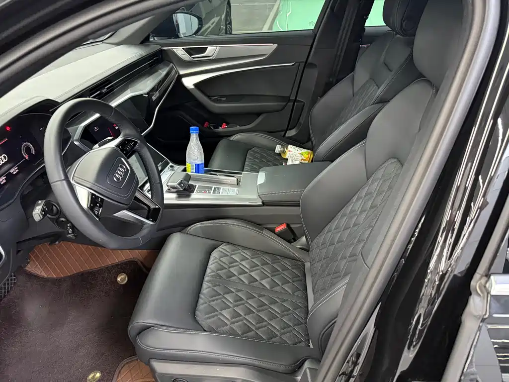 Audi A6L 2025