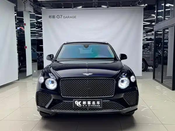 Bentley Bentayga Plug-In Hybrid 2021