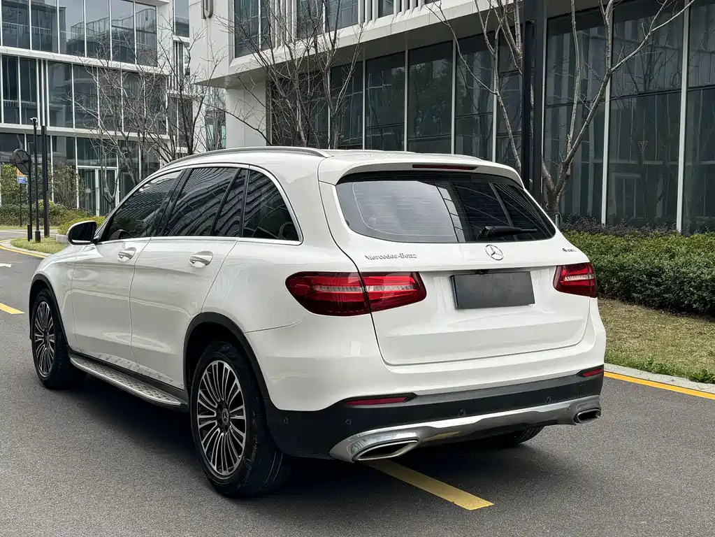 Mercedes-Benz GLC 2018 — фото 7