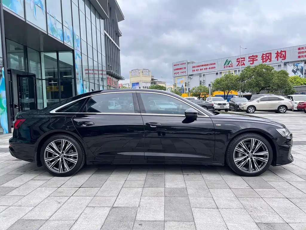 Audi A6L 2021