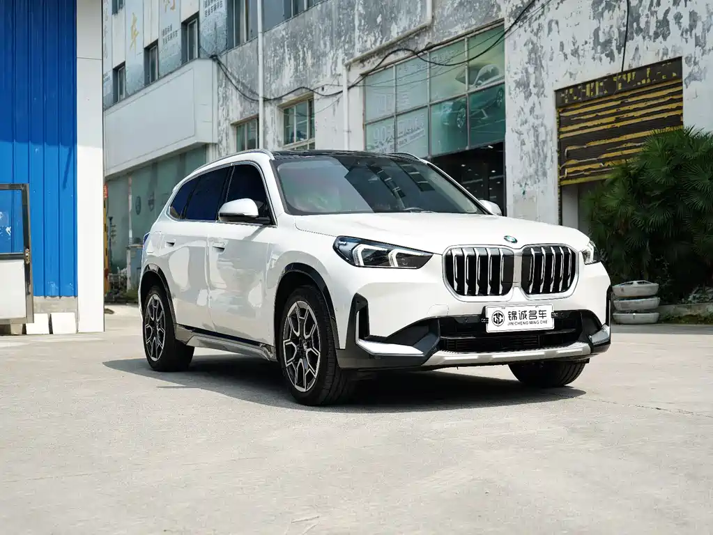 BMW X1 2024 — фото 3