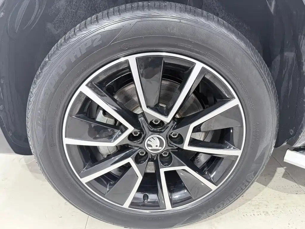 Skoda Karoq 2022 — фото 15