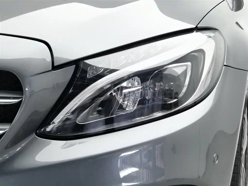 Mercedes-Benz C-Class 2018