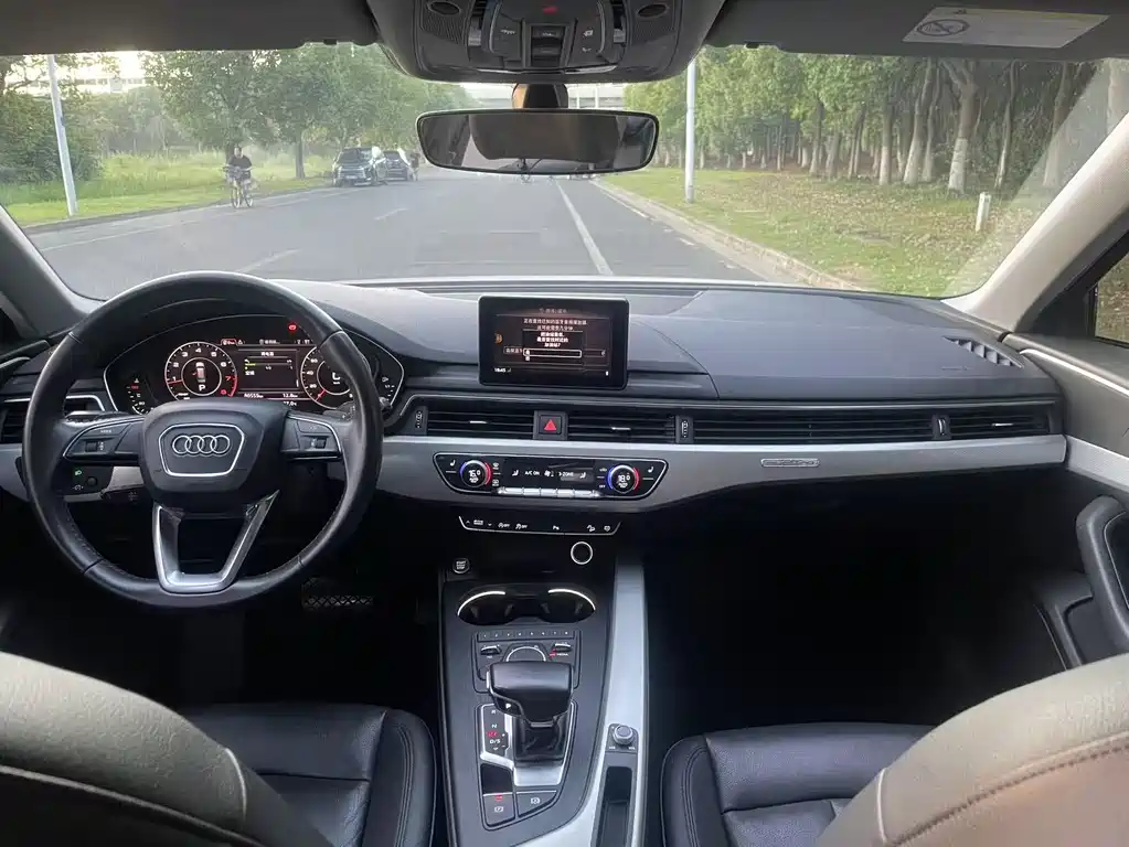 Audi A4 2018