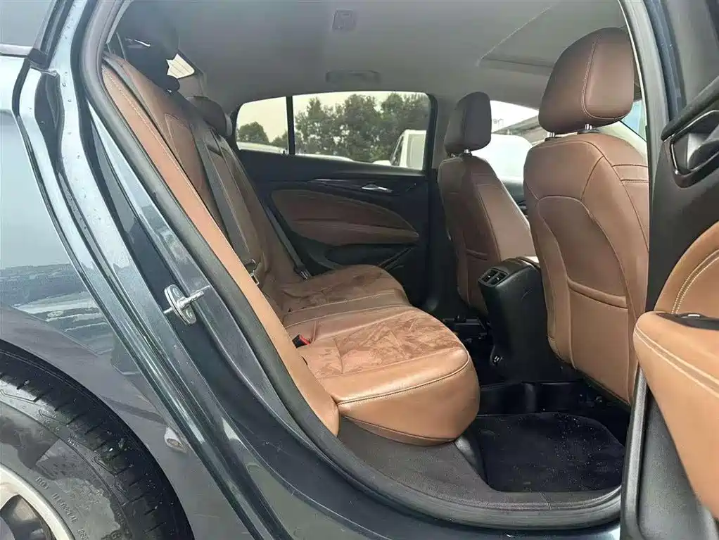 Buick Regal 2020 — фото 10