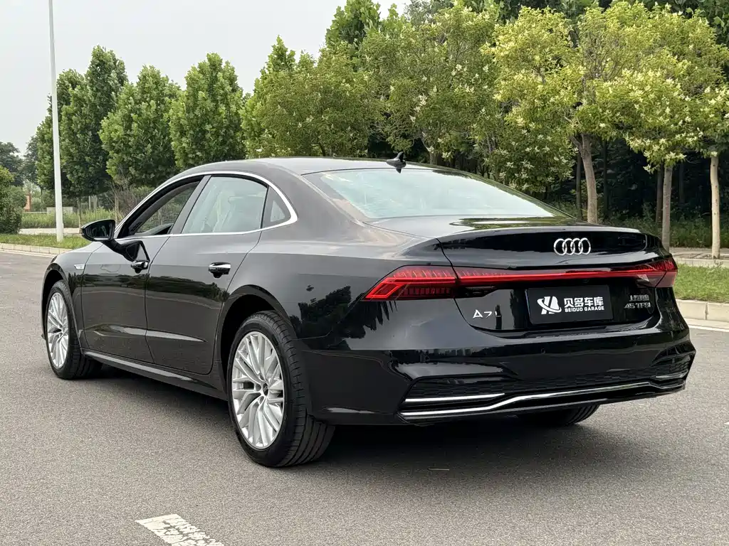 Audi A7L 2024 — фото 7