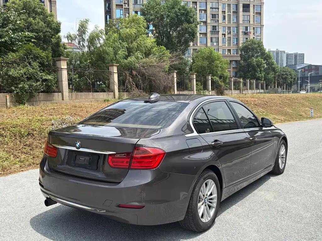 BMW 3 Series 2013