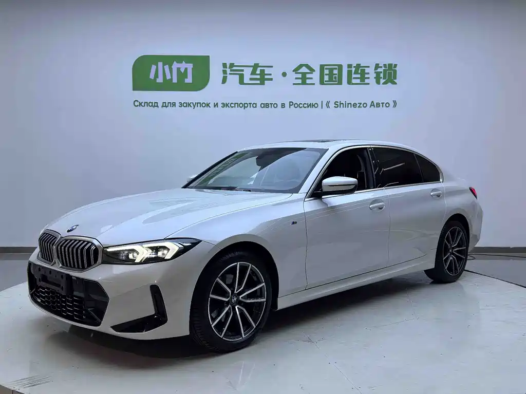 BMW 3 Series 2022 — фото 1