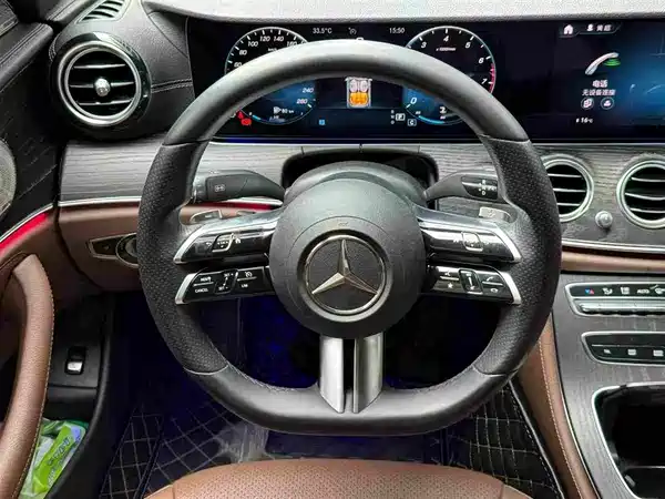 Mercedes-Benz E-Class 2021