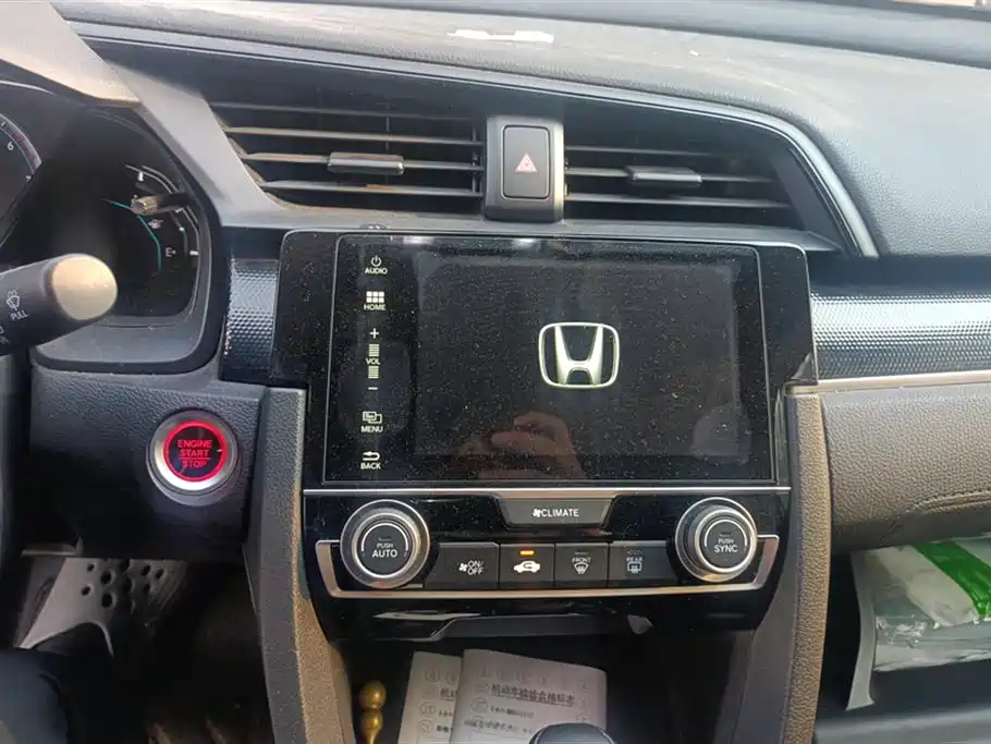 Honda Civic 2020 — фото 13