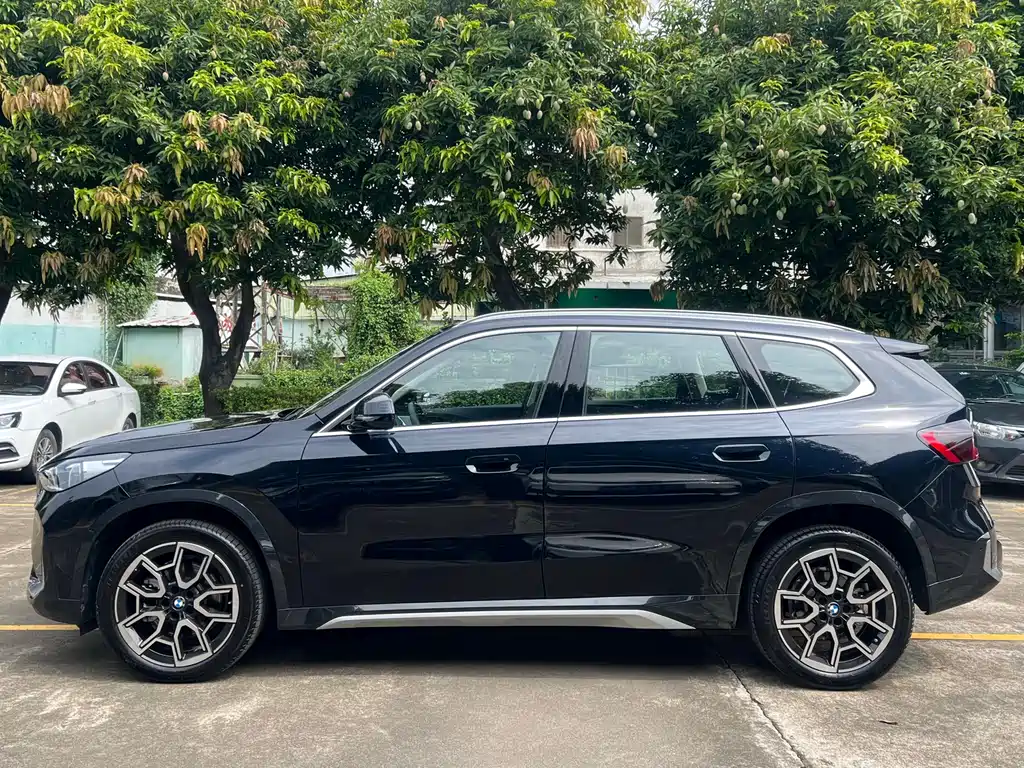 BMW X1 2025