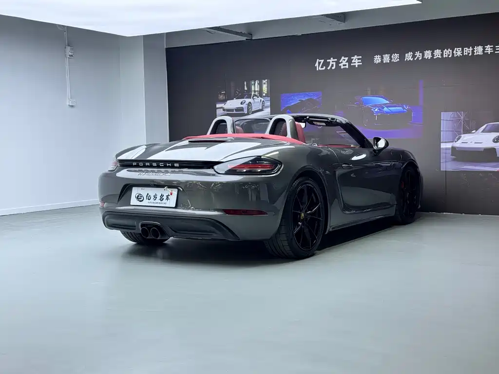 Porsche 718 2017 — фото 15