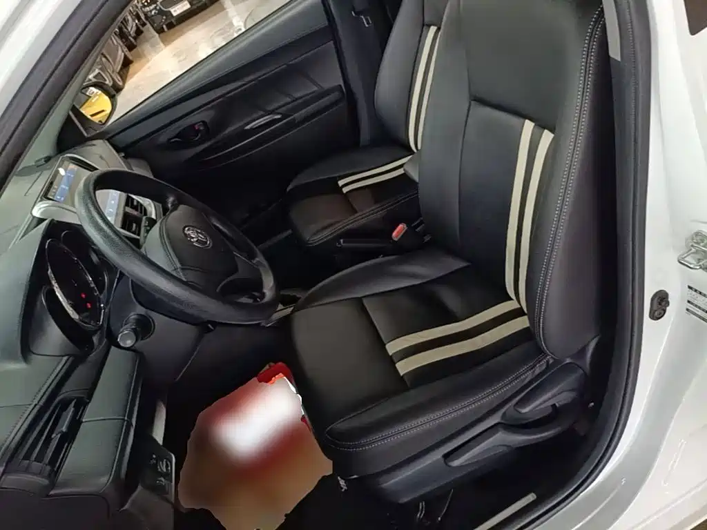 Toyota Yaris L 2019 — фото 15