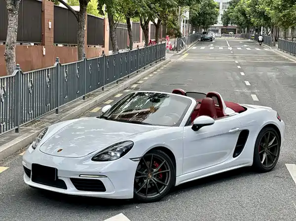 Porsche 718 2022