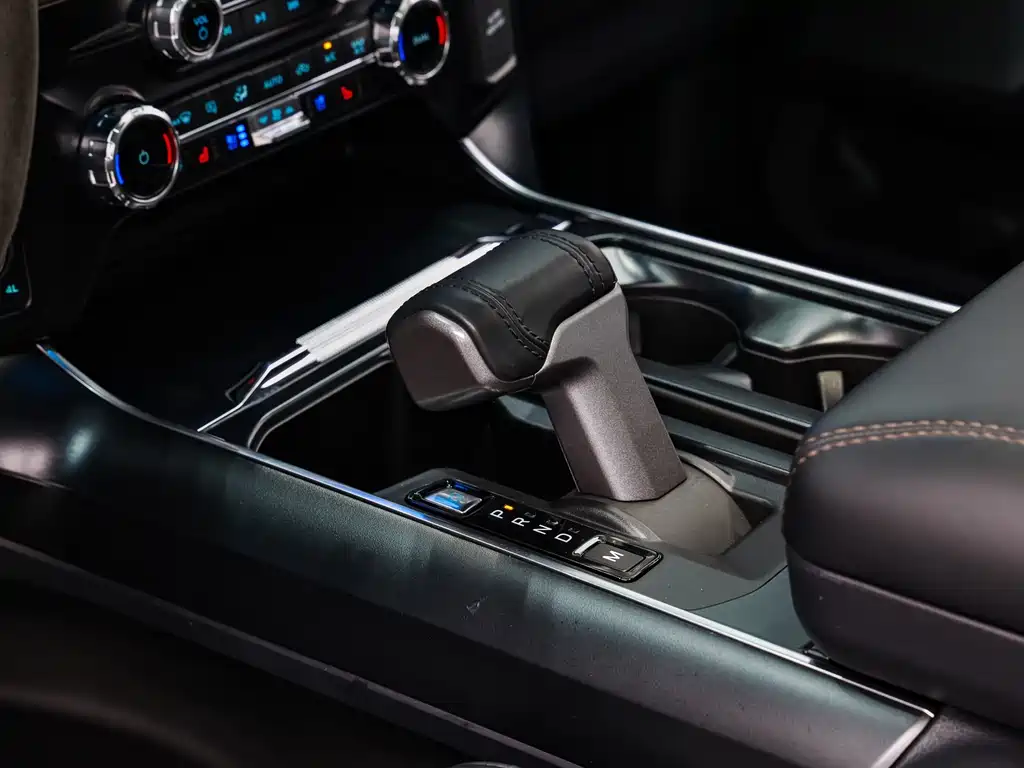 Ford F-150 Raptor 2025 — фото 19