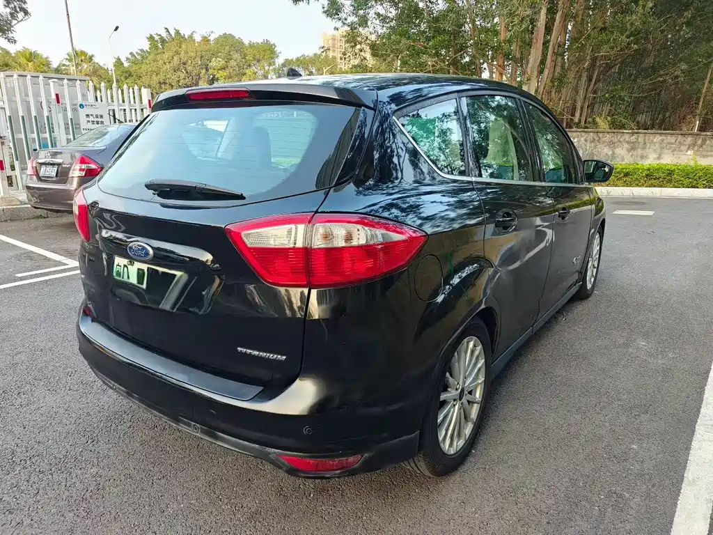 Ford C-MAX 2018 — фото 3