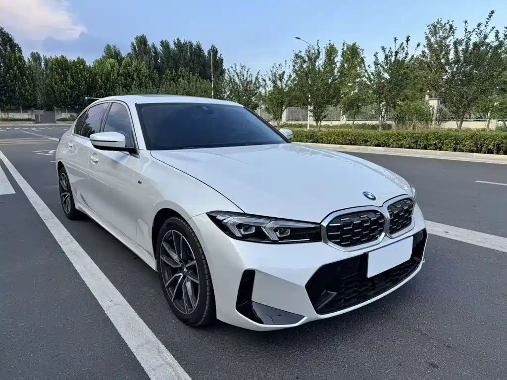 BMW 3 Series 2025
