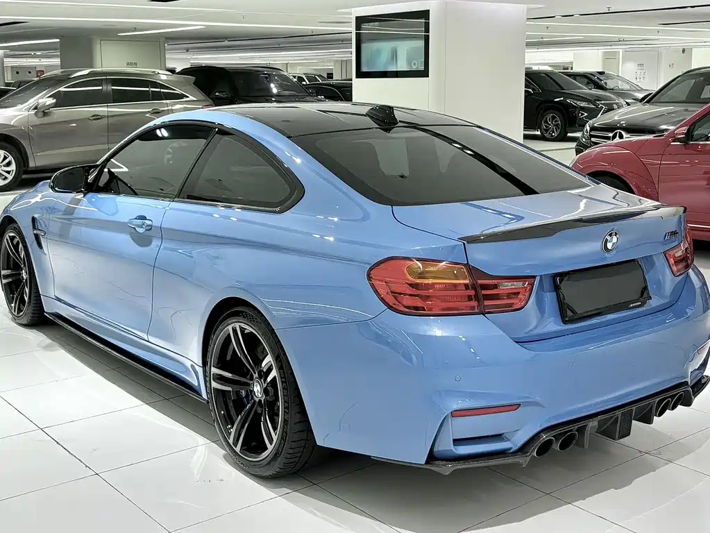 BMW M4 2016 — фото 9