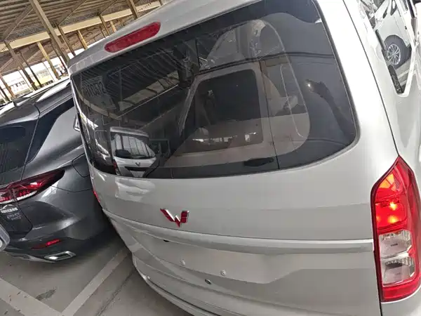Wuling Hongguang V 2024