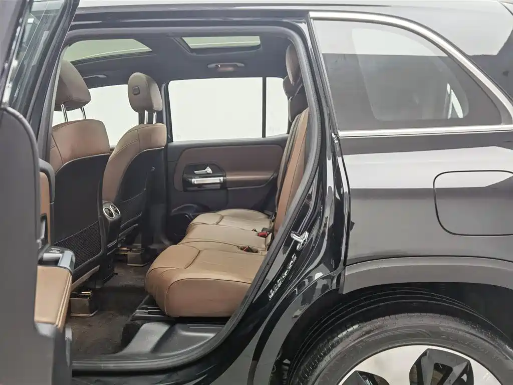 Mercedes-Benz GLB 2023 — фото 15