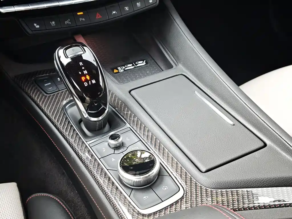 Cadillac CT5 2025 — фото 20