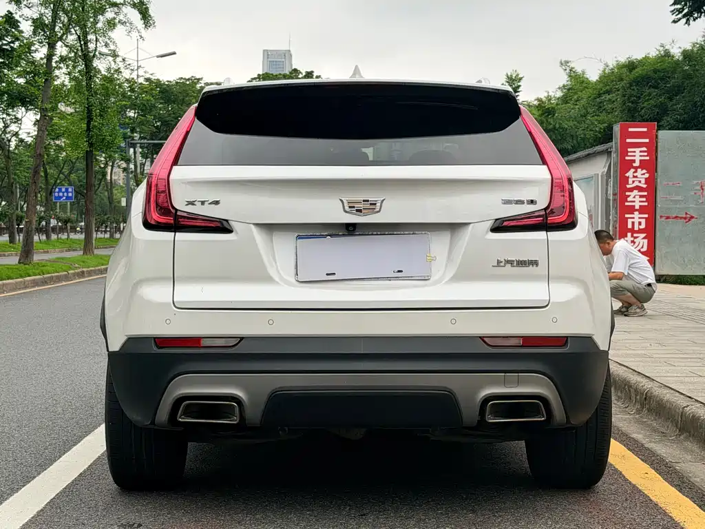 Cadillac XT4 2018 — фото 6