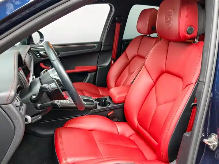 Porsche Macan 2021 — фото 14