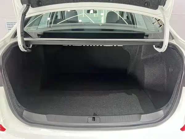 Chevrolet Monza 2023