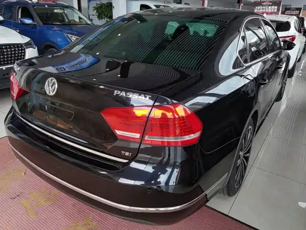 Volkswagen Passat 2013