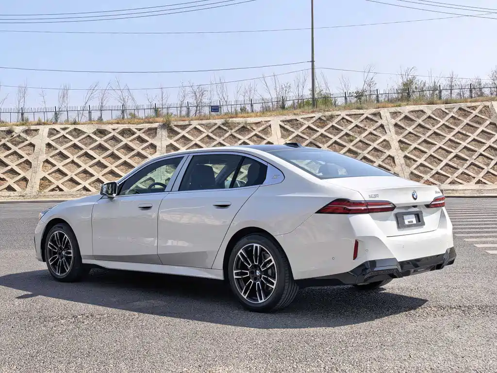 BMW 5 Series 2026