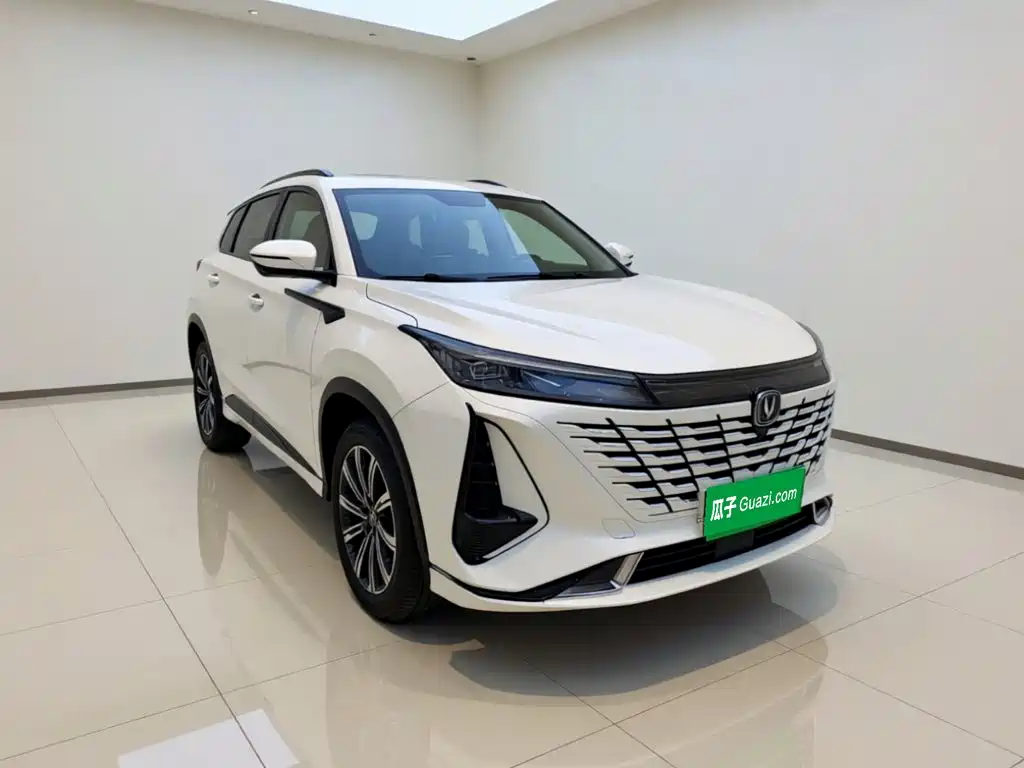 Changan CS75PLUS 2023 — фото 4