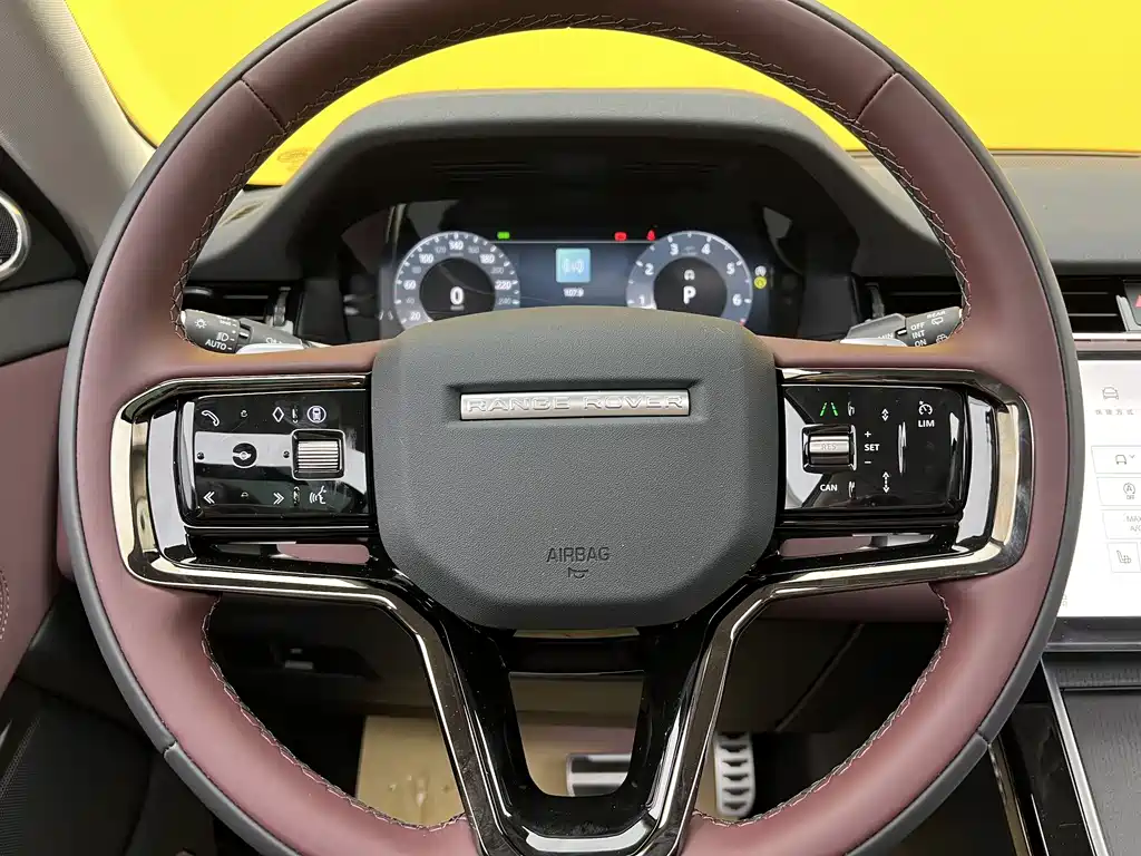 Land Rover Evoque — фото 11